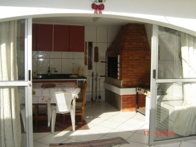 sobrado em matinhos para temporada preço especial até 13/02