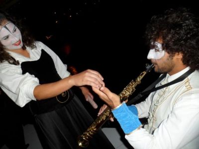 Novos Mensageiros, telegrama falado, serenatas, mensagens