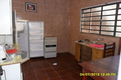 Ótimo investimento - casa + salão