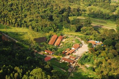 Sítio Produtivo em Atibaia, moradia ou Lazer R$ 800 mil set.11