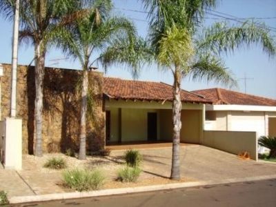 CASA CONDOMINIO JARDINOPOLIS 