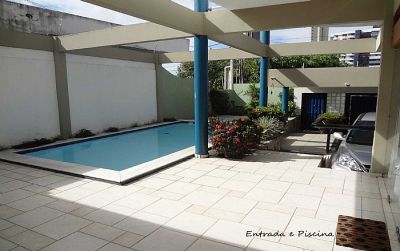 Belíssima Casa á Venda em Candelária