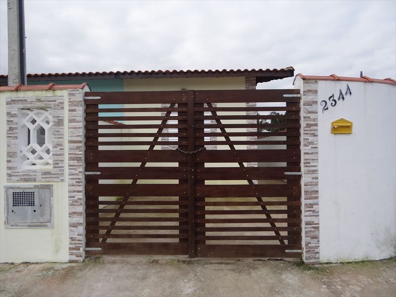 Casa Novinha em Mongaguá
