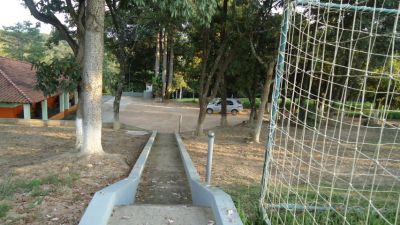 sitio proximo a Para de Minas, MG , 10 ha 2.5 Km BR. 262 , com casa 4 quartos 