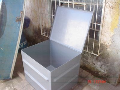 CAIXAS EM FIBRA DE VIDRO