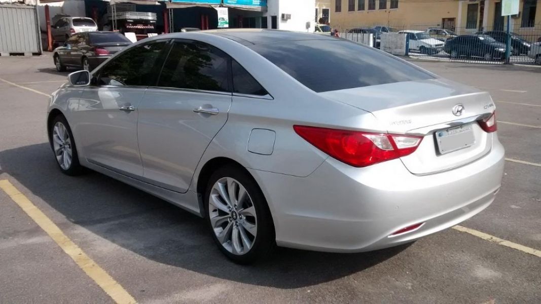 Hyundai Sonata Sedan 2.4 16V aut 2012 Prata