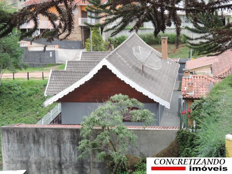 Casa em Campos do Jordão na Vila Claudia.