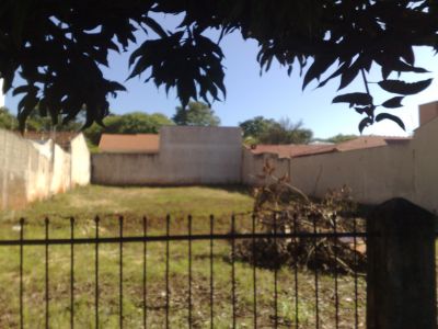 Terreno Residencial 580 m² na Zona 3