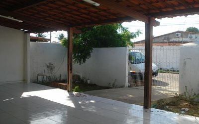 Excelente Casa no Parque dos Coqueiros