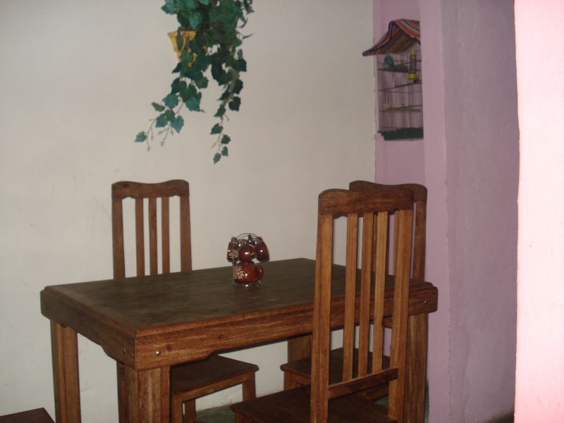 Vendo Casa no Vale das Amendoeiras