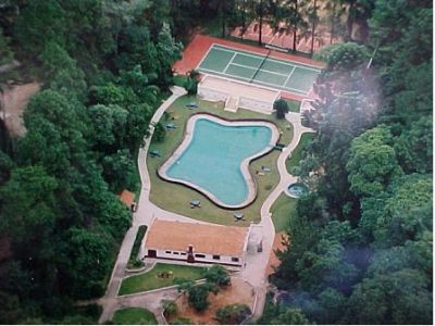 CASA TIPO CHALÉ