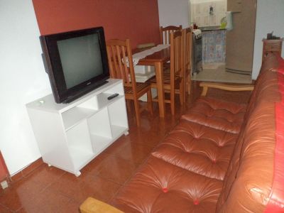 Quarto e sala aconchegante no coração de Copacabana