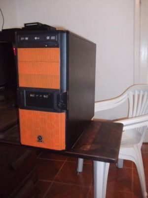 Vende-se computador 2GB - Dual Core - 9500GT 512MB