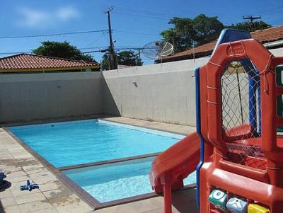Casa em condomínio fechado a venda em Lauro de Freitas, Bahia