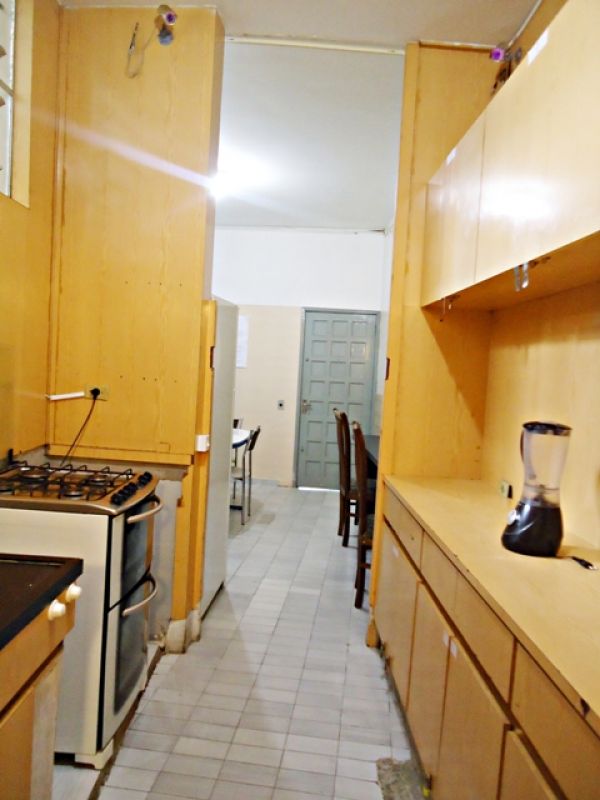 Quartos compartilhados para moças em ótimo ambiente familiar