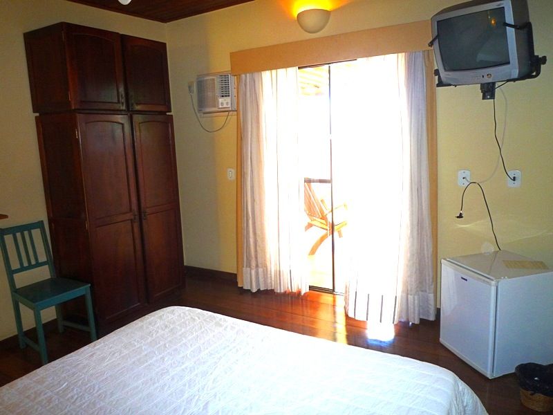 Pousada vista mar com uma casa independente a venda em Búzios, Ferradura