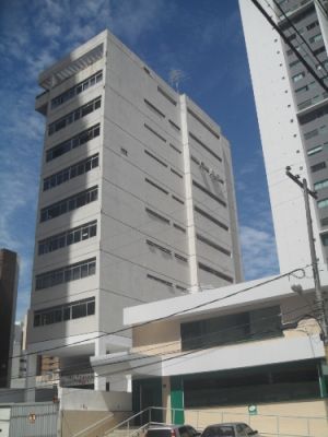 Vendo excelente apartamento em Boa Viagem, é o Edf. Caviúna.