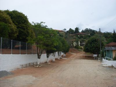 Vendo 1000 mts2 c/escritura, água sabesp, luz, telefone.Por R$47.000,00