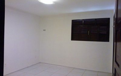 Excelente Casa á Venda no Pitimbu