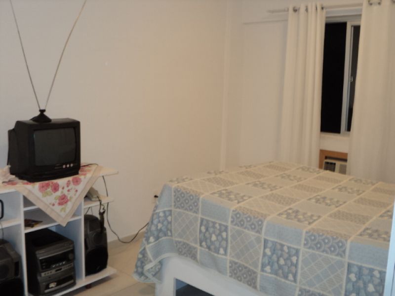 Kitinet para Temporada - Baln. Camboriu