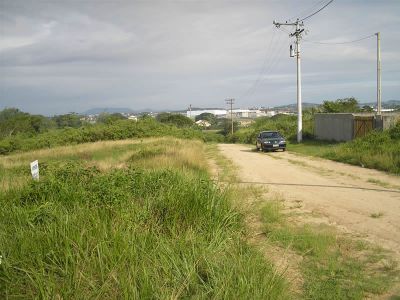•	LOTE PLANO PRÓXIMO PRAIA E LAGOA DE SÃO PEDRO DA ALDEIA RJ
