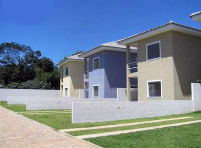 Casa duplex em condomínio fechado a venda em Buraquinho, Lauro de Freitas, Bahia