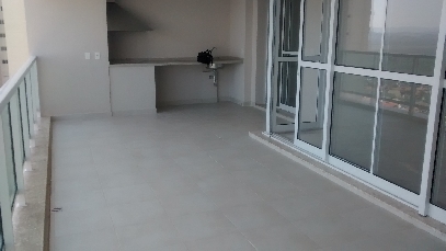 Alto Padrao, 4 Suites, Vista Definitiva, fica a 1h20m de SP