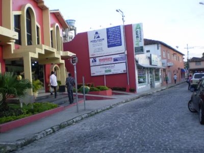 APARTAMENTO RESIDENCIAL E COMERCIAL COM DE 3/4 CENTRO =PER