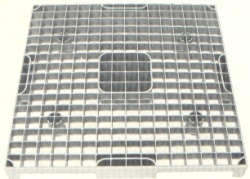 MESAS E CADEIRAS DE PLÁSTICO