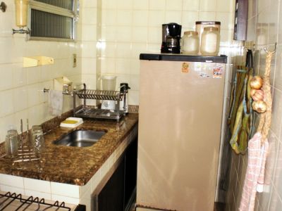COPACABANA IMOVEIS POR TEMPORADA - QUARTO E SALA, AR, MAQ. DE LAVAR, INTERNT(OPCIONAL)