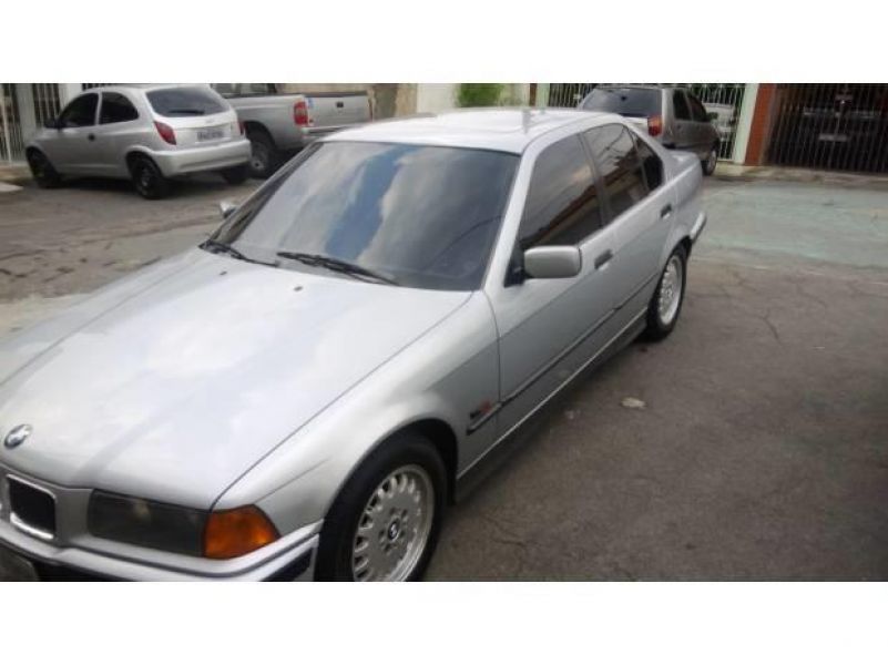 BMW 325i 94 TOP TROCA X CARRO MOTO