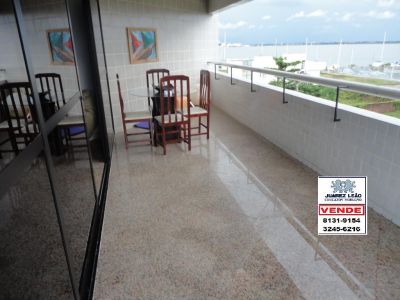 Vendo apartamento na Península da Ponta D'Areia