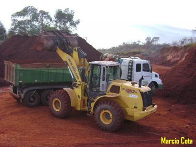 TRANSPORTES E LOCAÇÕES DE CAMINHÕES