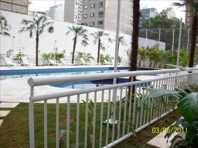 Vendo APTO no PAULISTA HOME RESORT com 159m² e 2 vagas