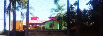 ALUGO SUÍTES PARA TEMPORADA OU MORADIA