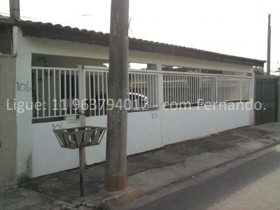 Casa financiável - 3 dormitórios, 3 vagas cobertas.