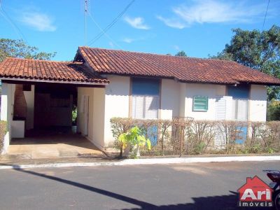 CHALÉS EM CALDAS NOVAS