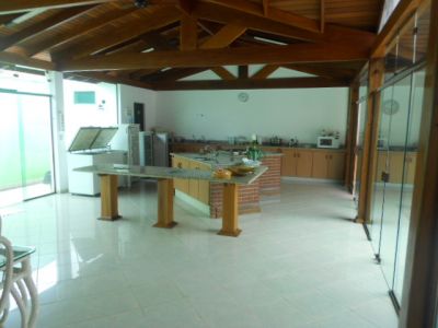 Seninha vd Sobrado no Indaiá, Bertioga