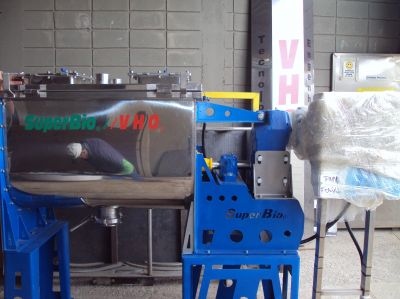 PÓ E GRANULADOS MISTURADOR RIBBON BLENDER