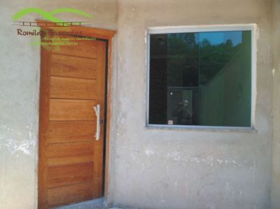 casa diferenciada 3 quartos e uma suite