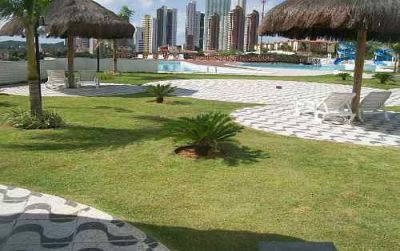 Belíssima Casa á Venda em Ponta Negra