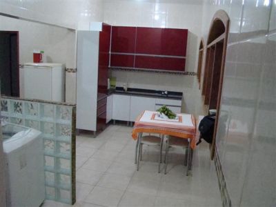 Nova Iguaçu - Condomínio Clube 34 - Casa com 3 Quartos sendo 1 suíte