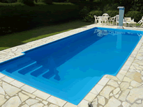 Lindo sítio a 2 horas do Rio seguro muito verde não perca