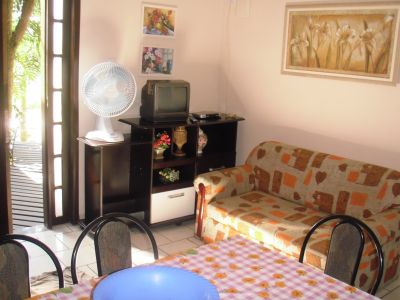 CASA E APARTAMENTOS PARA ALUGUEL DE TEMPORADA EM BOMBAS - BOMBINHAS