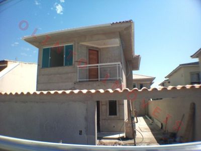 Olinto Imóveis vende Duplex 3 qts no Costazul em Rio das Ostras