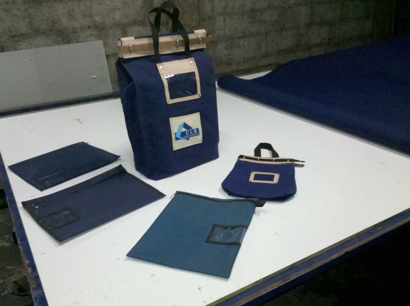 Bolsas cabides para vestuario hospitais clubes fone 31 34866075