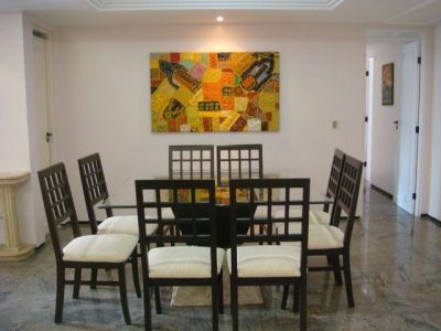 APARTAMENTO NO BAIRRO DIONISIO TORRES
