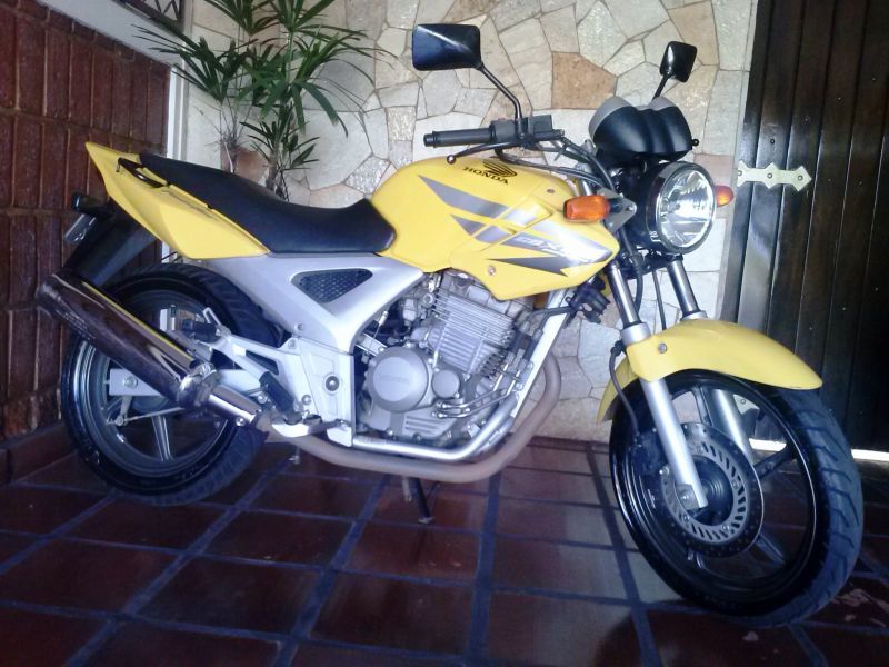 Moto Honda CBX 250 Twister - 2006/2007 - 22.552 km