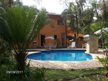 Flats em condomínio fechado em Ubatuba 