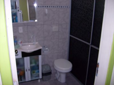 alugo apartamento 650,00 livre de agua luz e internet